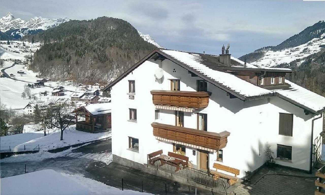 Haus Hubertus Apartman Schruns Kültér fotó