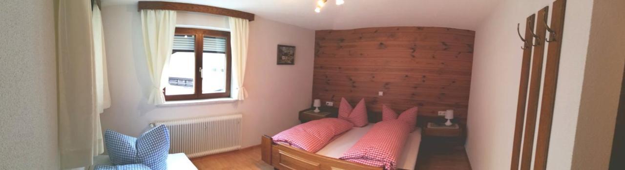 Haus Hubertus Apartman Schruns Kültér fotó